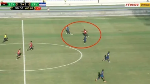 尤文欲迎范德贝克，冬季转会窗有望成交